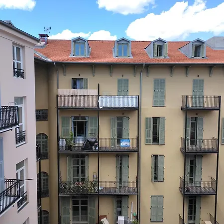 Chez Brigitte Guesthouse-3